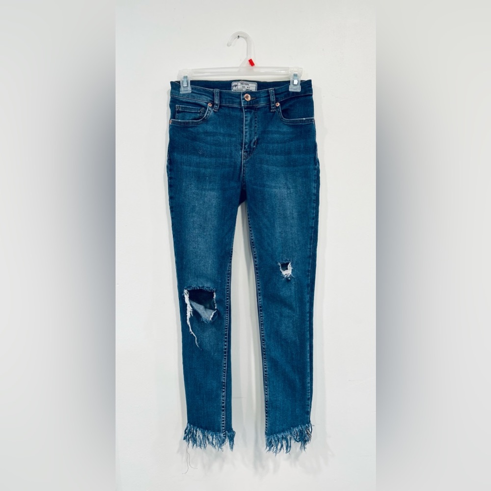 Free People Great Heights Distressed Skinny Jeans Frayed Hem Size 27